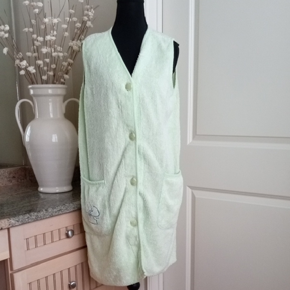 Down Under - Mint Green Sleeveless Robe Size Small.